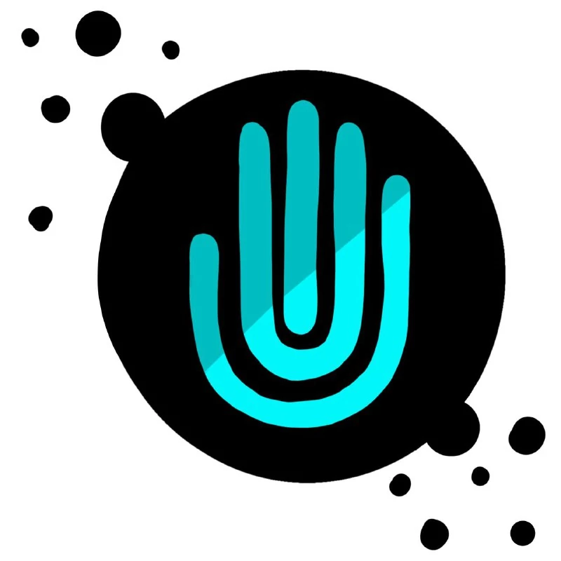 Logo von Mach's Auf!, Eine hell- und dunkeltürkise Hand aus drei dicken Strichen in einem schwarz gefärbte Kreis. Links oben und rechts unten weitere schwarz gefärbte Kreise.